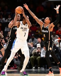  德罗赞关键罚球命中，马刺最后时刻险胜国王