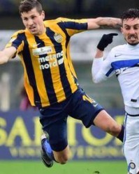  那不勒斯主场轻取维罗纳巩固次席位置