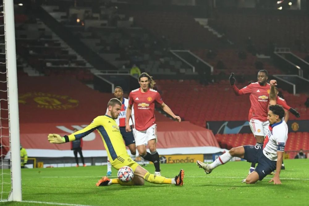  巴黎圣日耳曼主场三球大胜昂热稳居积分榜首